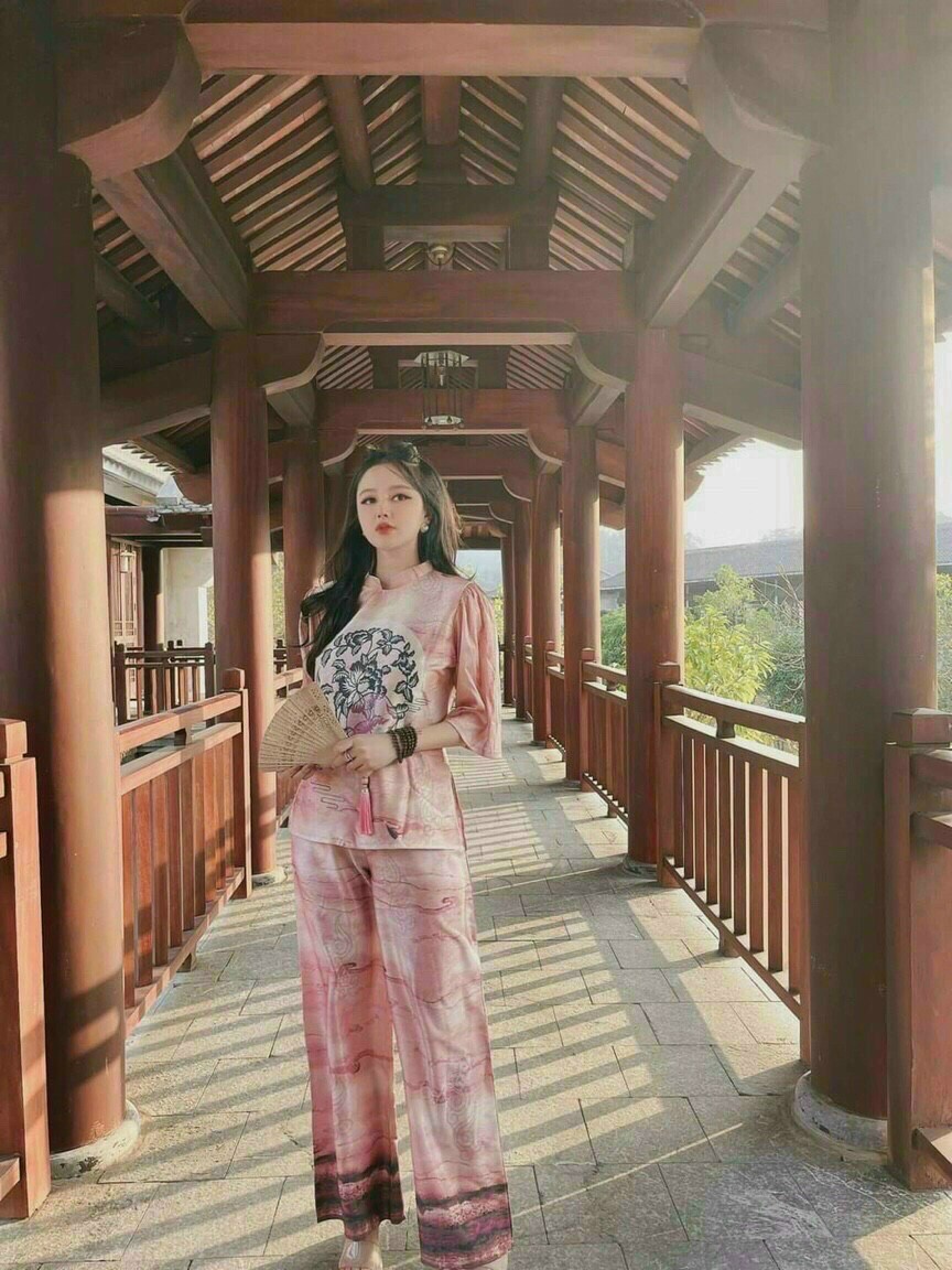 Bộ lụa xớ gỗ màu hồng